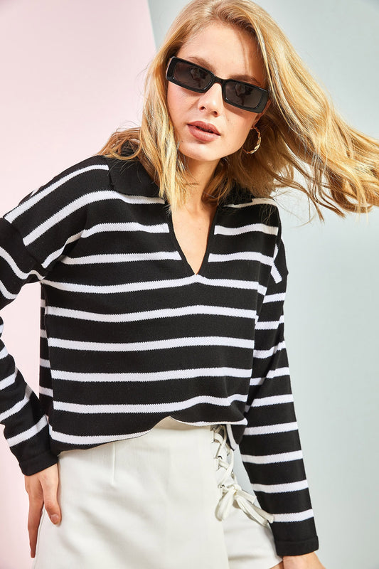 Bianco Lucci Women's Stripe Patterned Polo Neck Knitwear Sweater Black And White Women