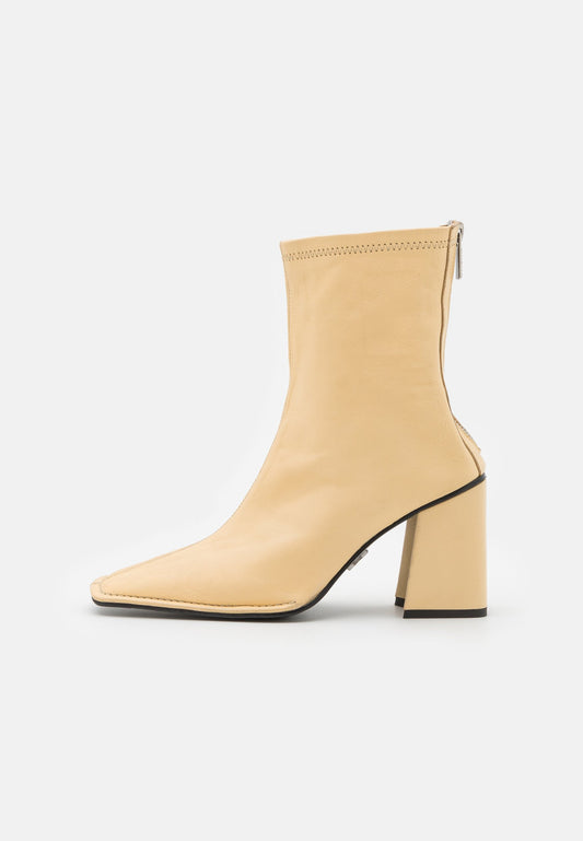 Bronx BX 1747-sonn-y Beige (BR111N08B-B11) Women