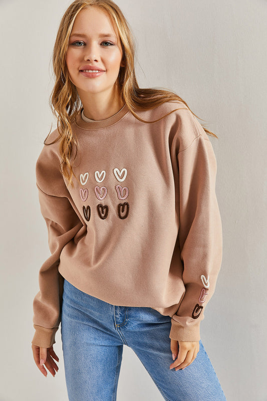 Bianco Lucci Women's Three Thread Raised Heart Printed Sweatshirt Camel Women