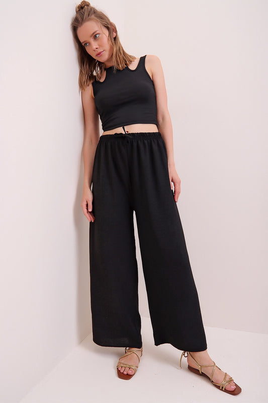 Trend Alaçatı Stili Women's Black Elastic Waist Relaxed Cut Aerobin Trousers Women