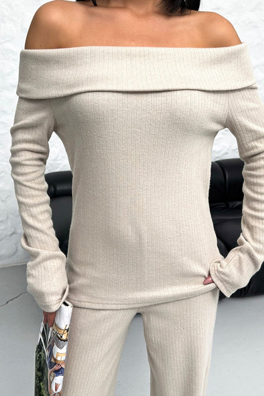 Know Beige Colored Madonna Collar Women's Thessaloniki Pants Set Women