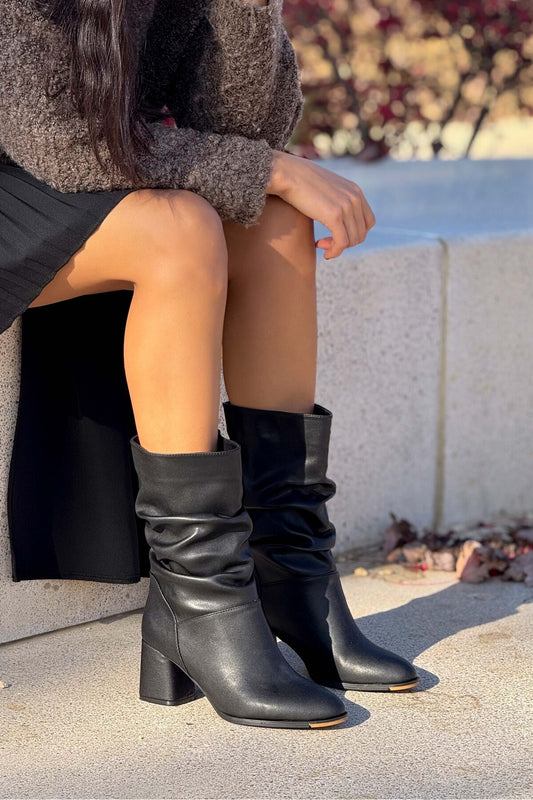 NİŞANTAŞI SHOES Rille Black Matte Gusseted Women's Heeled Boots Women