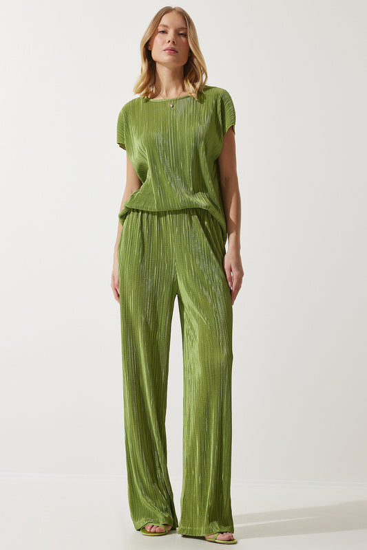 Happiness İstanbul Women's Pistachio Green Pleated Comfortable Blouse Pants Set Women