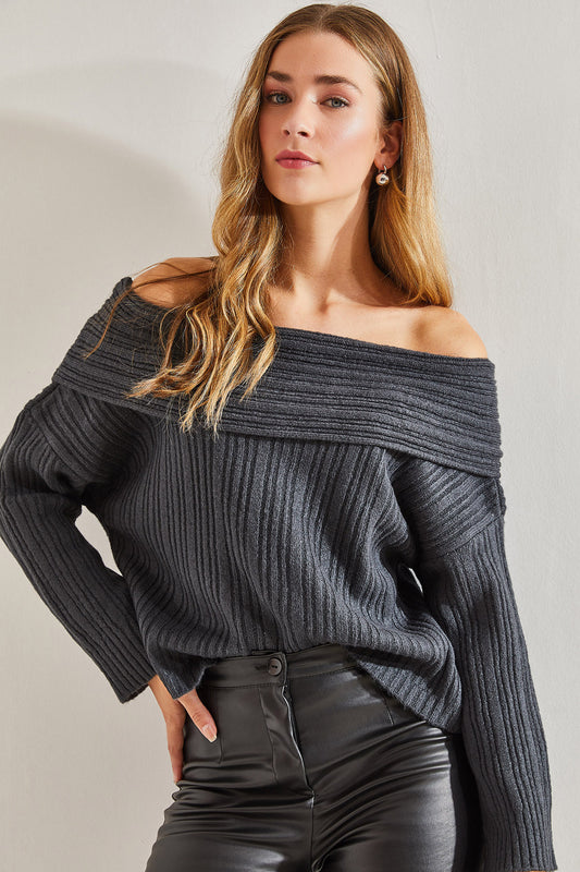 Bianco Lucci Women's Ruffle Collar Sweater Anthracite Women