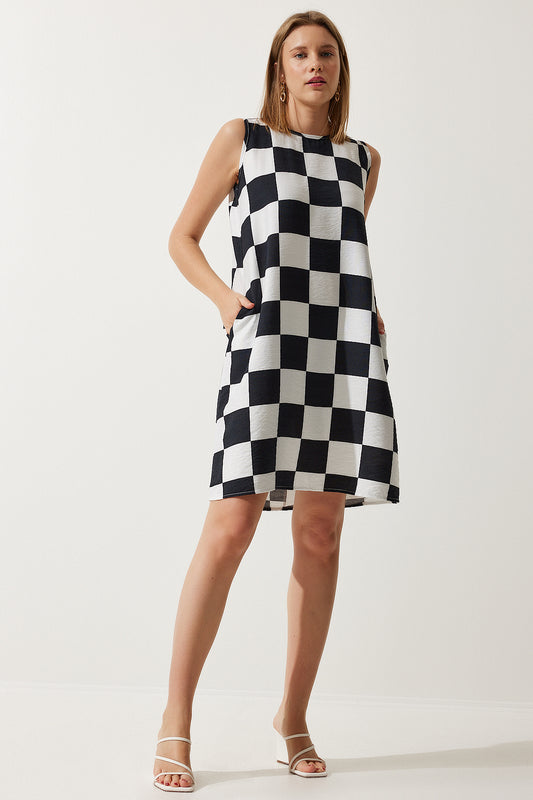 Happiness İstanbul Women's White Black Patterned Summer Bell Dress Women