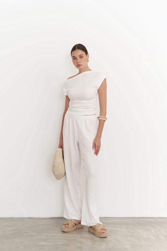 MAI STUDIOS CO. Sona White Asymmetrical Blouse Trousers Set Women