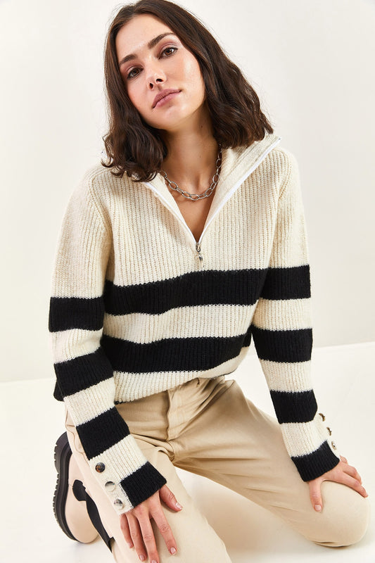 Bianco Lucci Women's Zippered Turtleneck Thick Striped Sleeves Button Detailed Knitwear Sweater White Women