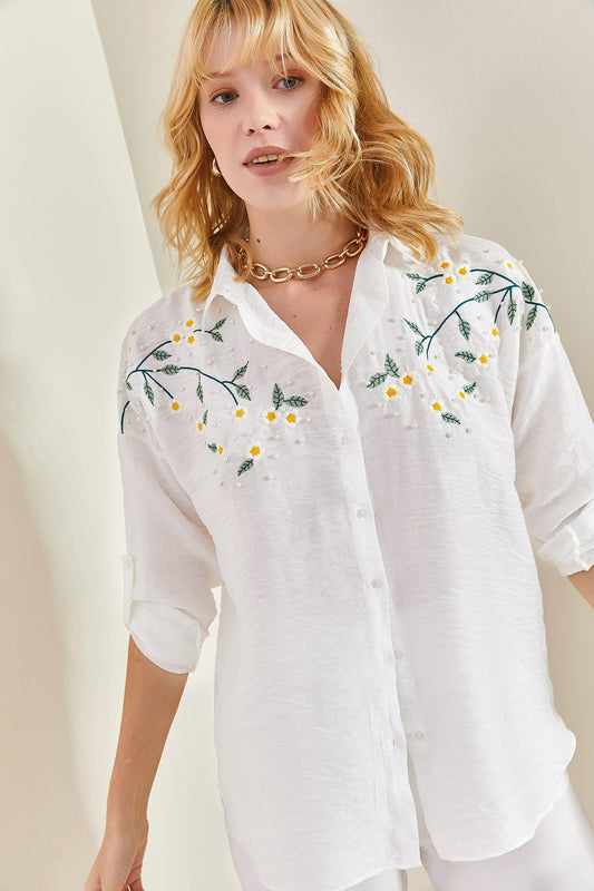 Bianco Lucci Women's Daisy Embroidered Sleeve Folded Ayrobin Linen Shirt White Women