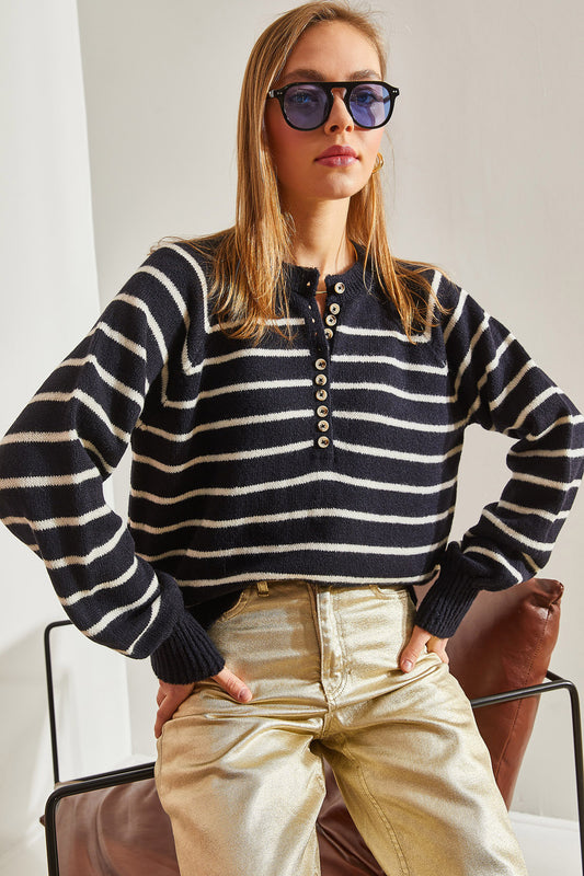 Bianco Lucci Women's Buttoned Collar Turtleneck Striped Knitwear Sweater Navy Blue-ecru Women