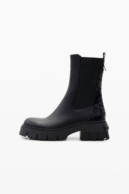Boots Women (23WSTP052000) Women