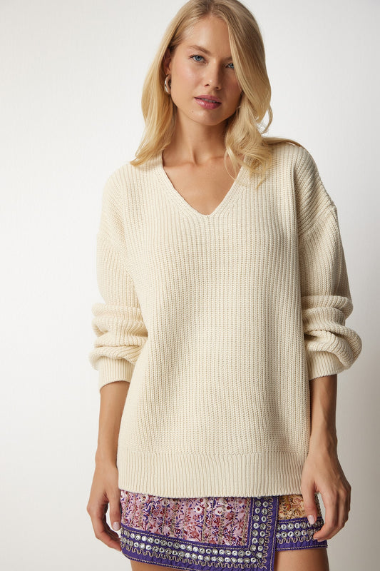 Happiness İstanbul Women's Cream V-Neck Oversize Basic Knitwear Sweater Women