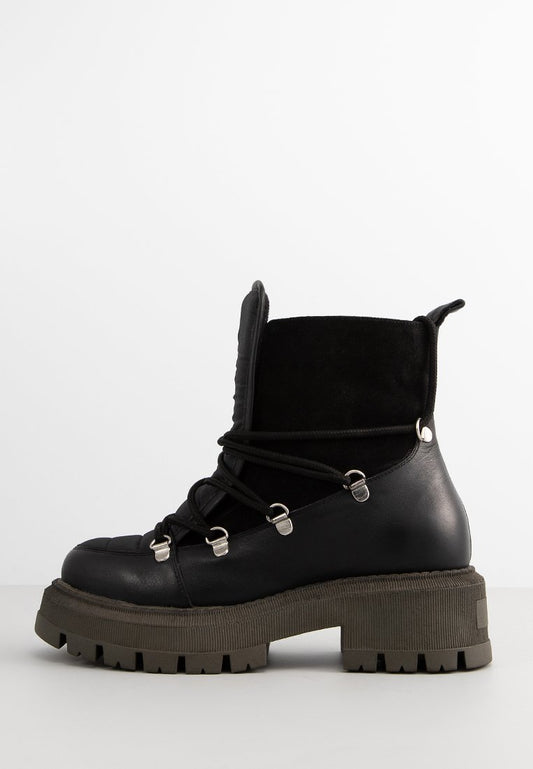 Lazamani Boots Black (ZZO1SC002-Q00) Women