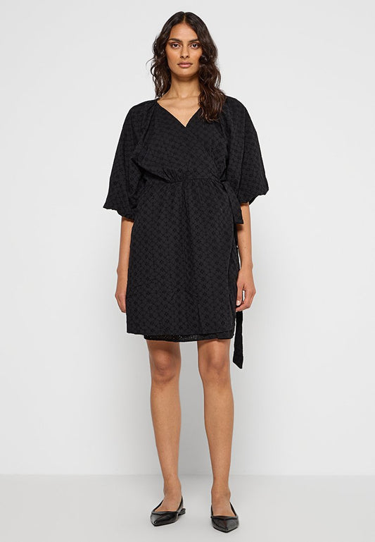 SLFHANNAH 2/4 SHORT WRAP BRODERI DRESS Women