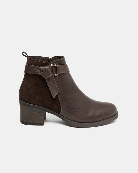 THE BOHCK Boots Brown (16V680C14) Women