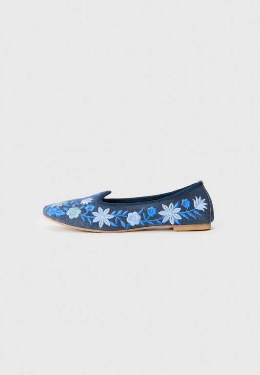 Stefanel FURLANA RIC 17-4021 TCX FADED DENIM Blue (ZZO2NA628-K00) Women