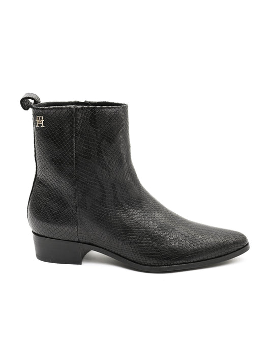 Tommy Hilfiger Footwear (FW0FW083010GJ) Women